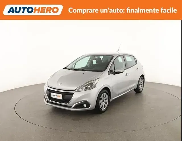 Usata Peugeot 208 Active 82 CV (60 kW) 2016 Utilitaria