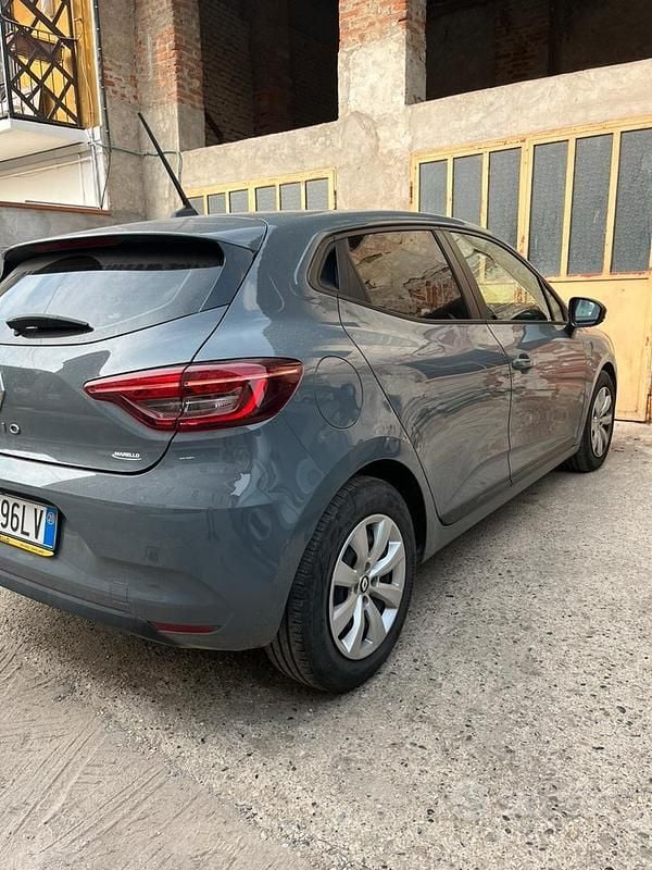 Usata Renault Clio V 100 CV (73 kW) 2021 Berlina