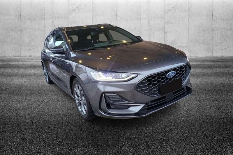 Usata Ford Focus ST-Line 155 CV (114 kW) 2025 Grigio Station wagon