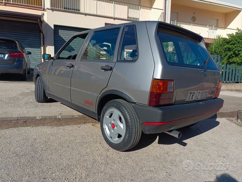 Usata Fiat Uno 45 CV (33 kW) 1986 Grigio Utilitaria