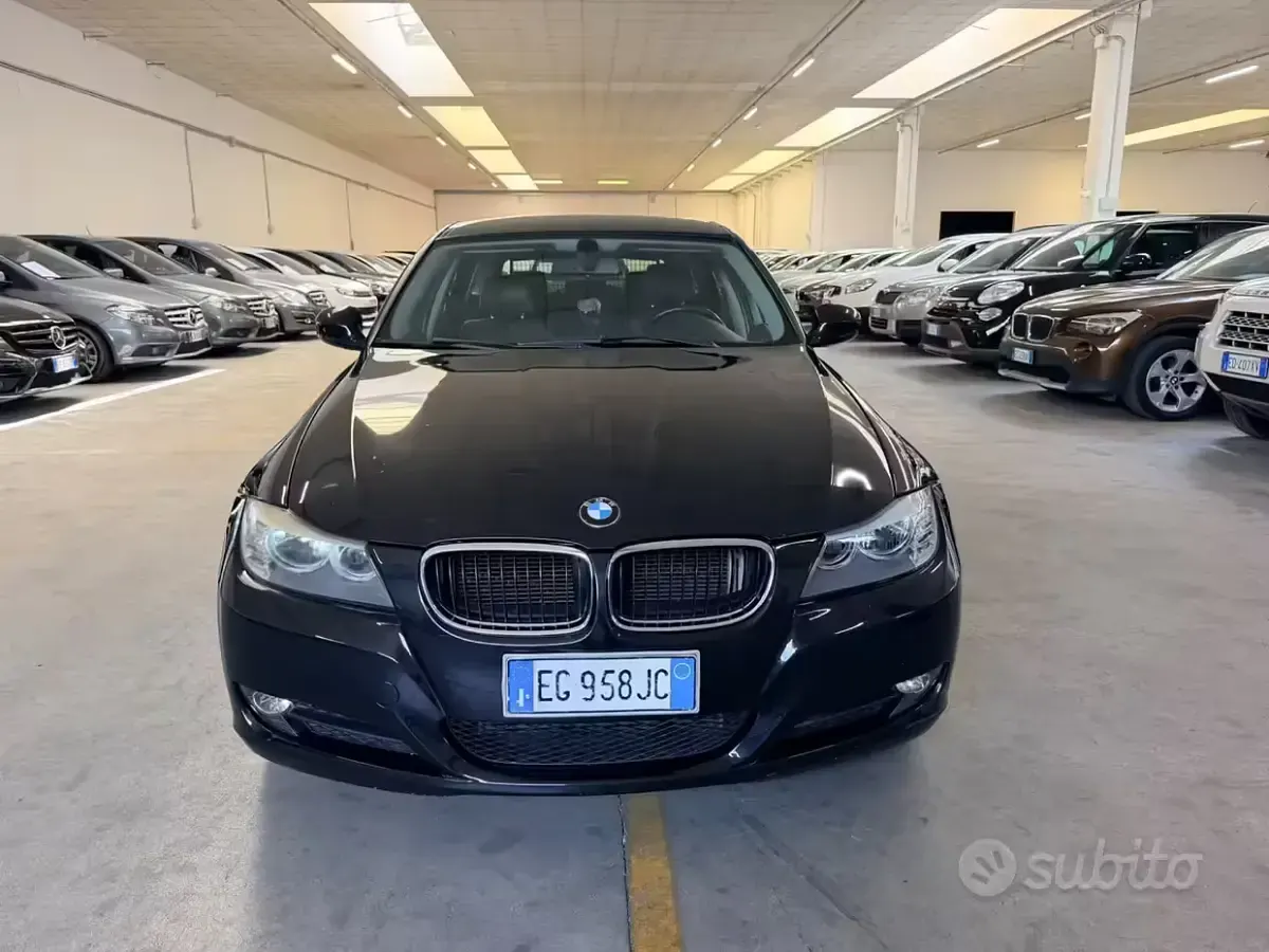 Usata BMW 318 M Sport 143 CV (105 kW) 2010 Nero Station wagon