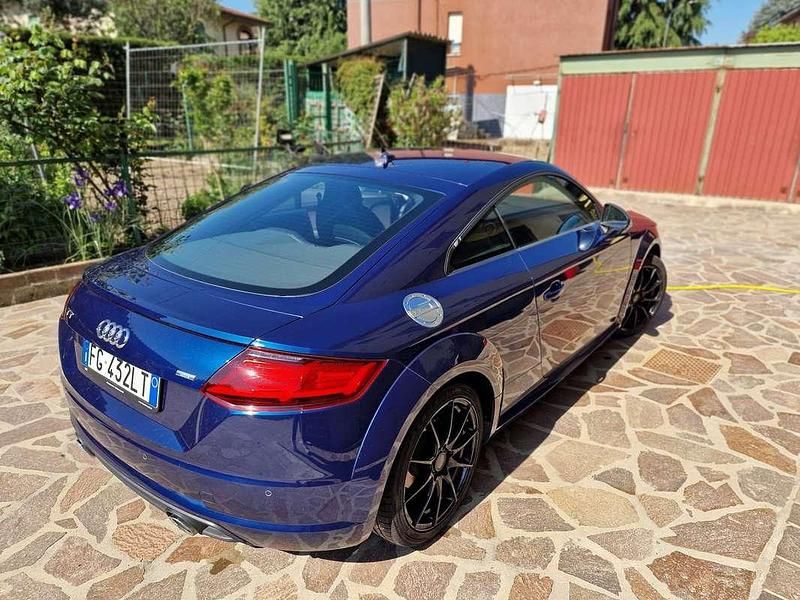 Usata Audi TT Ambiente 184 CV (135 kW) 2015 Coupé