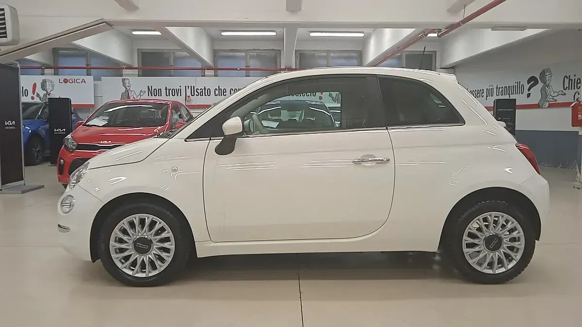 Usata Fiat 500 Dolcevita 69 CV (50 kW) 2023 Bianco gelato Berlina