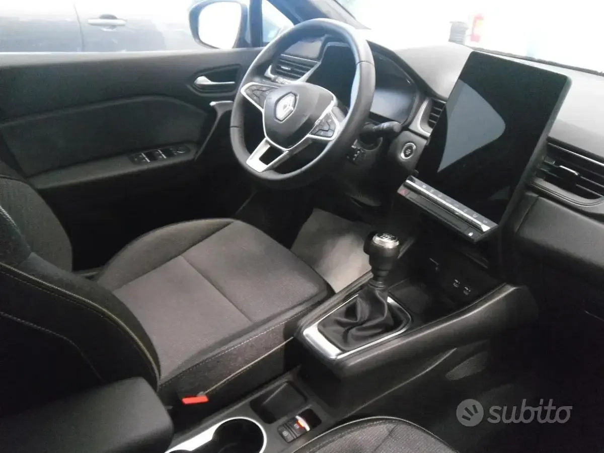 Usata Renault Captur Techno 91 CV (66 kW) 2025 Grigio SUV