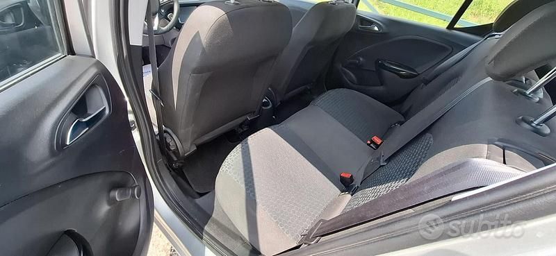 Usata Opel Corsa 90 CV (66 kW) 2018 Grigio Berlina