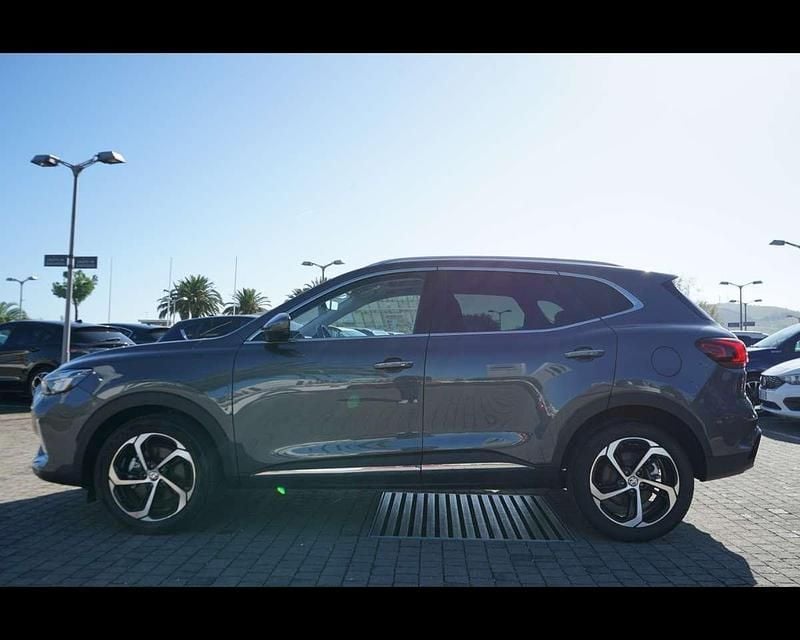 Usata MG HS Luxury 162 CV (119 kW) 2024 Iron oxide gray SUV