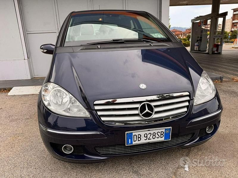 Usata Mercedes A200 140 CV (102 kW) 2006 Blu Coupé
