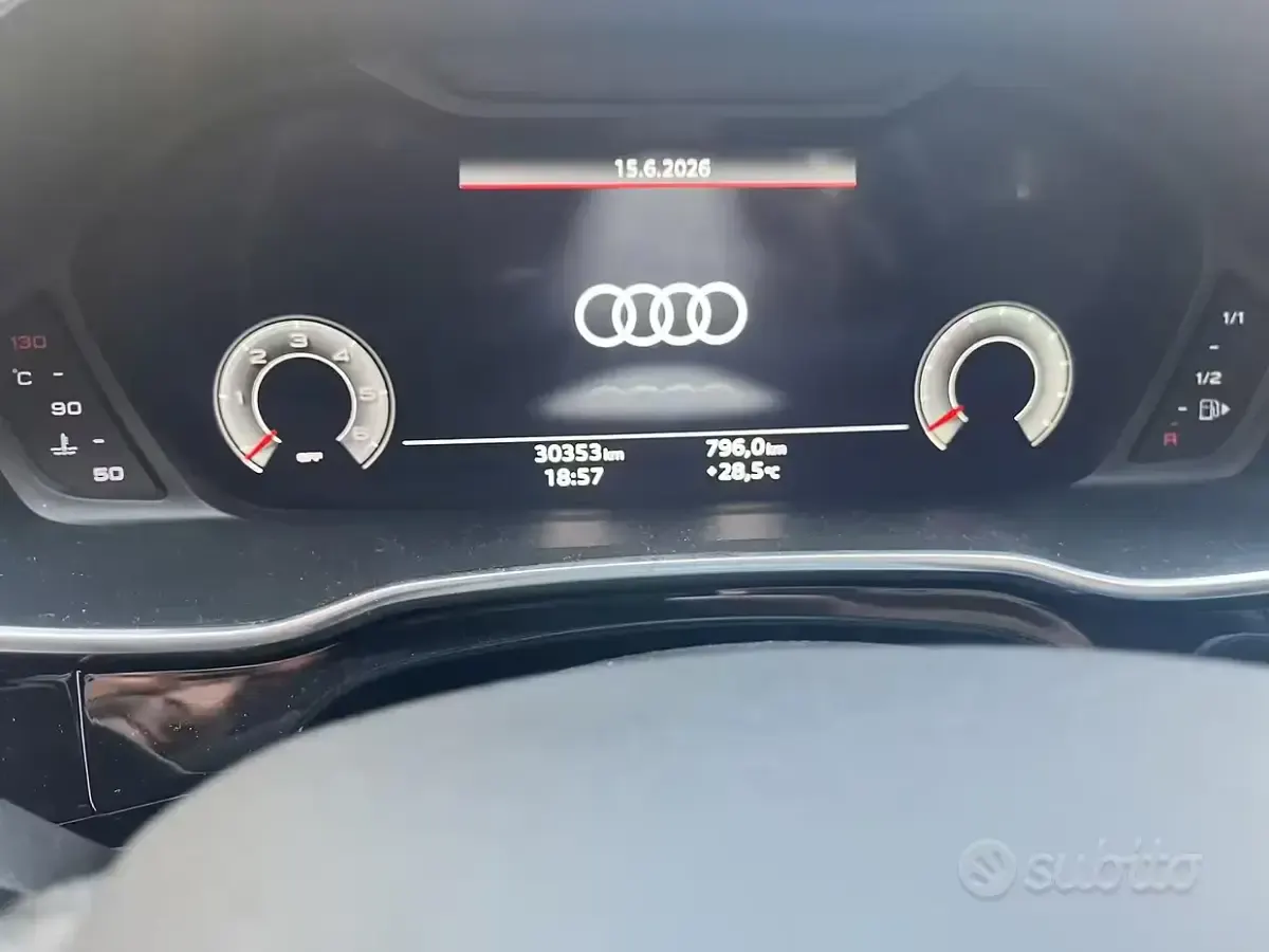 Usata Audi Q3 Business 150 CV (110 kW) 2025 Grigio SUV