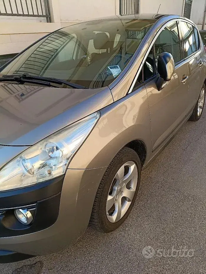 Usata Peugeot 3008 150 CV (110 kW) 2009 Grigio Station wagon