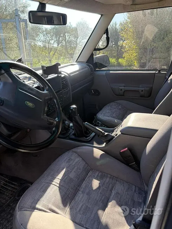 Usata Land Rover Discovery 2 138 CV (101 kW) 2001 Verde SUV