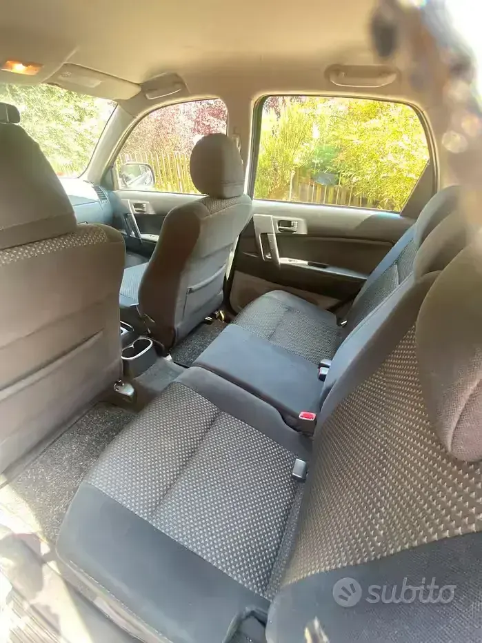 Usata Daihatsu Terios 105 CV (77 kW) 2011 SUV