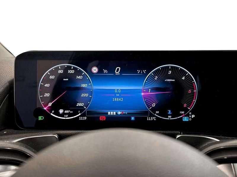 Usata Mercedes GLB180 Advanced 116 CV (85 kW) 2025 Bianco polare SUV