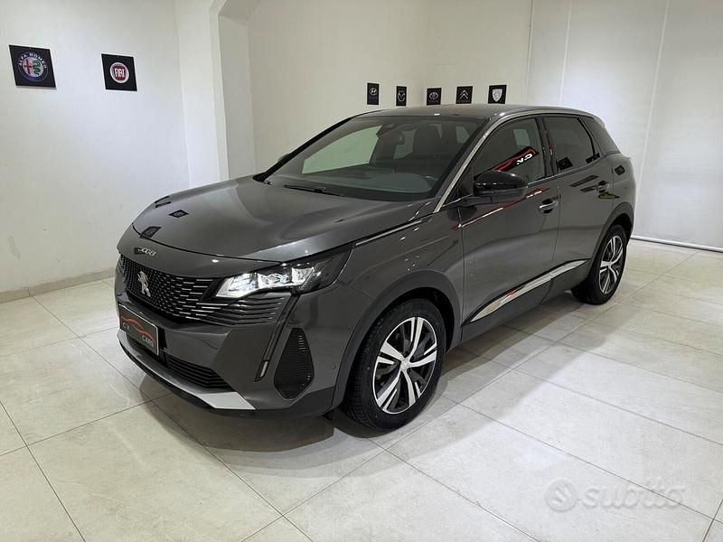 Usata Peugeot 3008 Allure 131 CV (96 kW) 2022 Grigio SUV