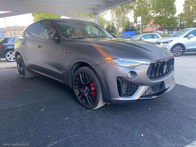 Usata Maserati Levante 430 CV (316 kW) 2019 Grigio SUV