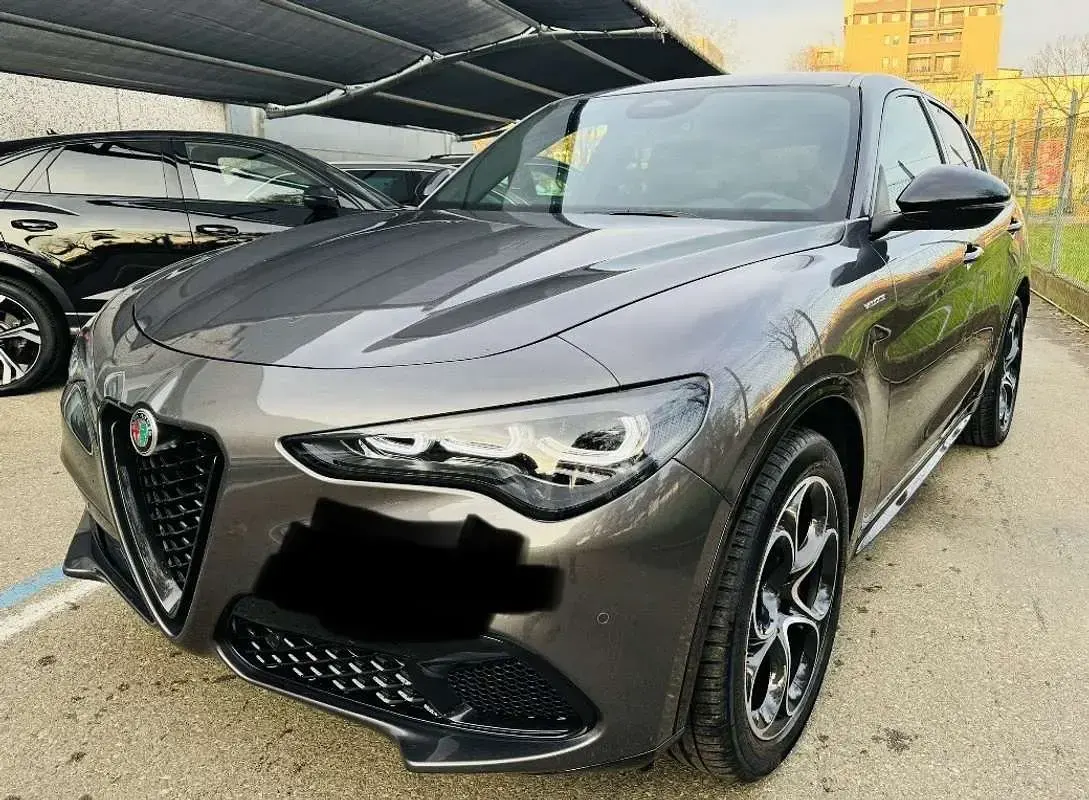 Usata Alfa Romeo Stelvio Veloce 209 CV (153 kW) 2024 SUV