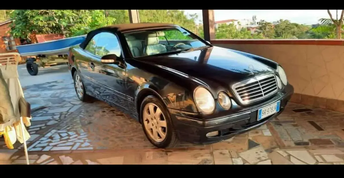 Usata Mercedes CLK200 Avantgarde 136 CV (100 kW) 2000 Cabrio