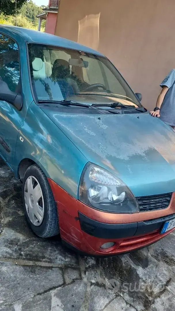 Usata Renault Clio 65 CV (47 kW) 2003 Utilitaria