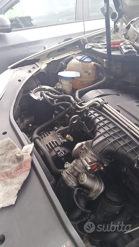 Usata VW Golf V Sportline 140 CV (102 kW) 2007 Grigio Berlina