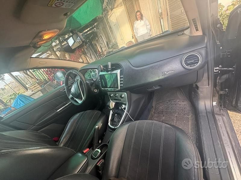 Usata 2008 Lancia Delta Due volumi | 2000 € (Super prezzo) - Immagine 1/4