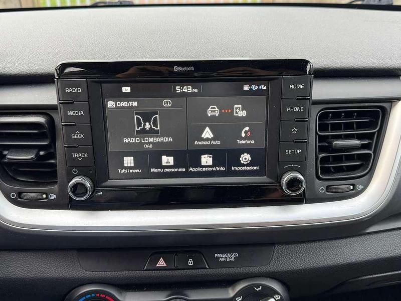 Usata Kia Stonic Style 101 CV (74 kW) 2019 Nero SUV