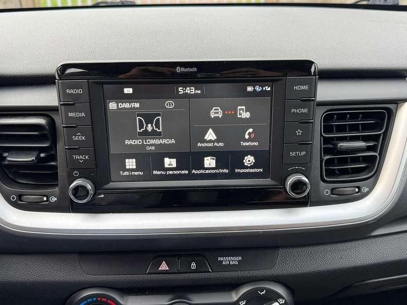 Usata Kia Stonic Style 101 CV (74 kW) 2019 Nero SUV