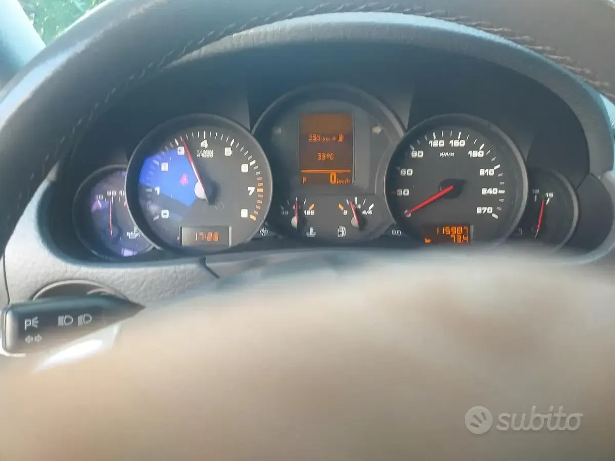 Usata Porsche Cayenne 250 CV (183 kW) 2004 Blu SUV