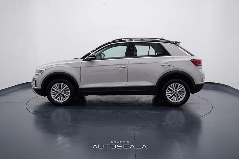 Usata VW T-Roc Life 150 CV (110 kW) 2024 Grigio SUV