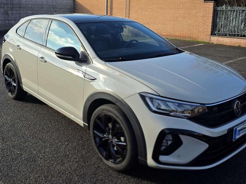 Usata VW Taigo R-line 110 CV (80 kW) 2023 Beige SUV