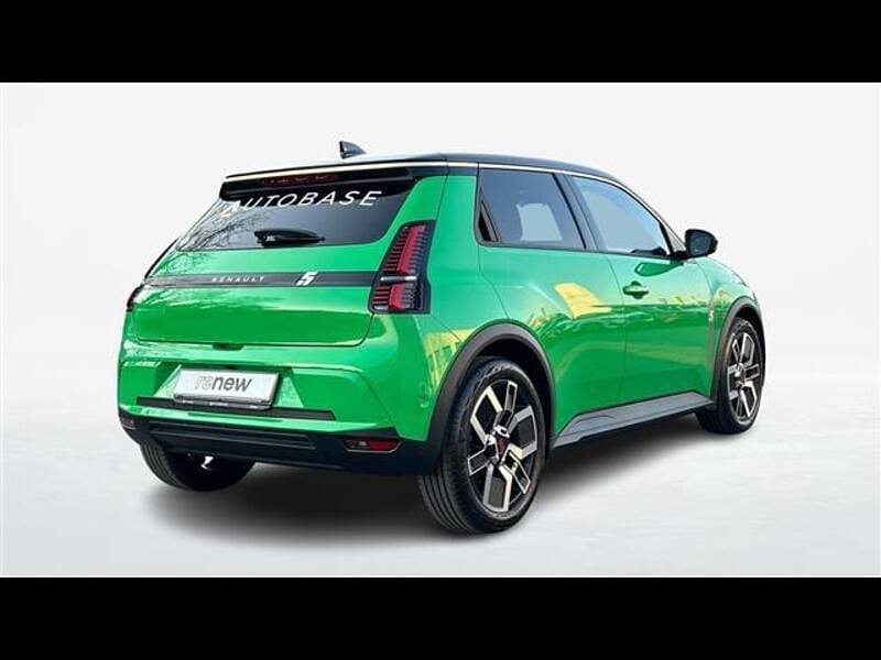 Nuova Renault 5 E-Tech Urban 88 kW (120 CV) 2026 Verde chiaro