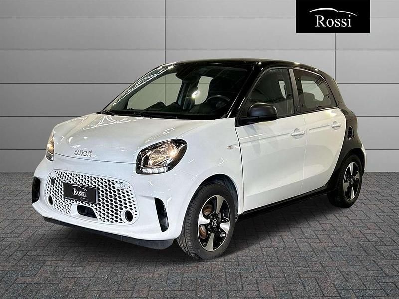 Usata Smart ForFour Electric Drive Passion 41 kW (56 CV) 2021 Bodypanels in white Berlina