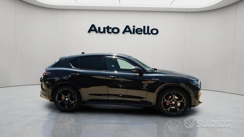 Usata Alfa Romeo Stelvio 209 CV (153 kW) 2024 Nero SUV