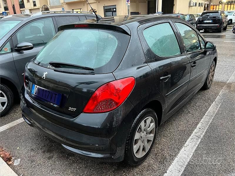 Usata Peugeot 207 73 CV (53 kW) 2008 Berlina