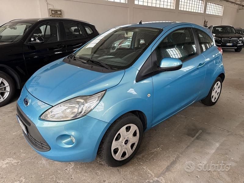 Usata Ford Ka 69 CV (50 kW) 2014 Blu Berlina