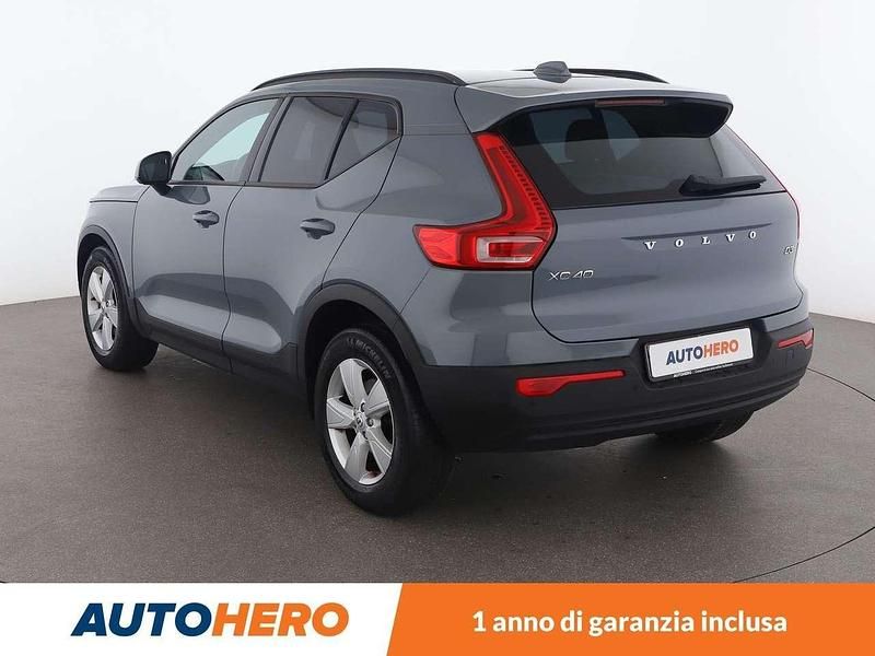 Usata Volvo XC40 150 CV (110 kW) 2019 Grigio SUV