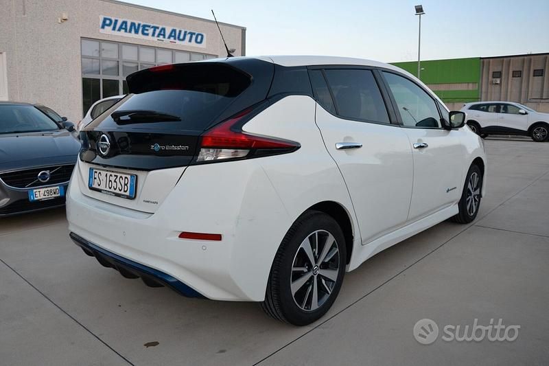 Usata Nissan Leaf N-Connecta 39 kW (54 CV) 2018 Bianco Utilitaria