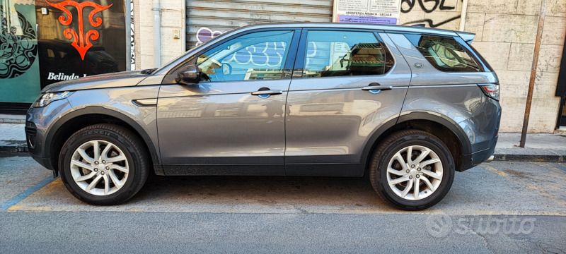 Usata 2019 Land Rover Discovery Sport SE SUV | 15.000 € - Immagine 1/4
