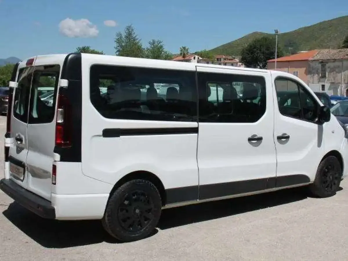 Usata Renault Trafic 120 CV (88 kW) 2019 Bianco Monovolume
