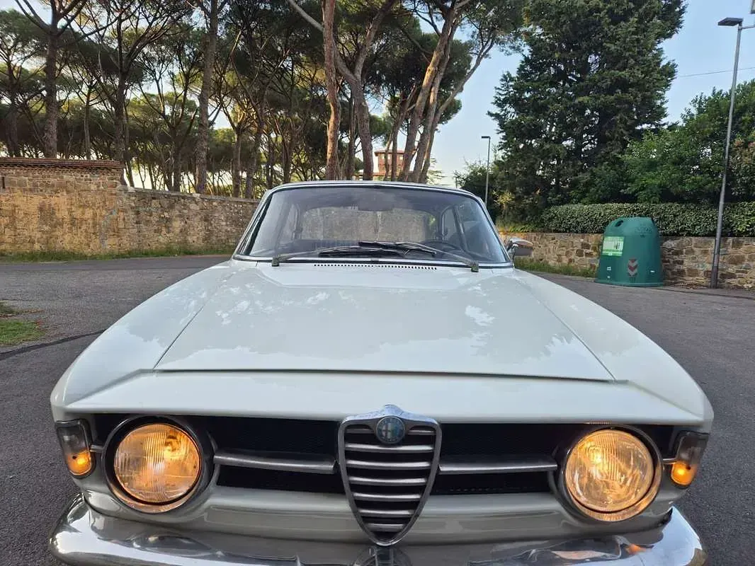 Usata Alfa Romeo GT Junior 88 CV (64 kW) 1970 Bianco Coupé