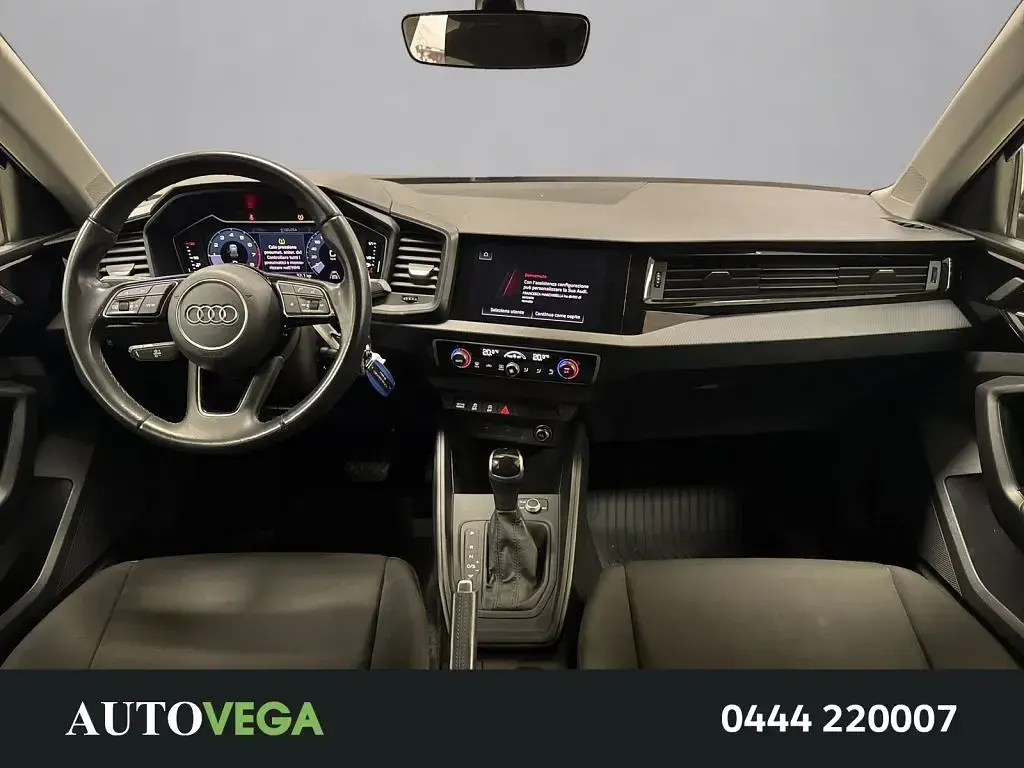 Usata Audi A1 Comfort 150 CV (110 kW) 2021 Blu / pastello SUV