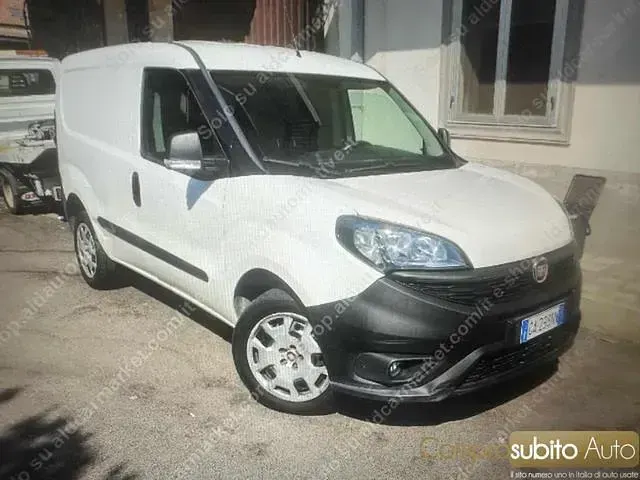 Usata Fiat Doblò 119 CV (87 kW) 2020 Bianco