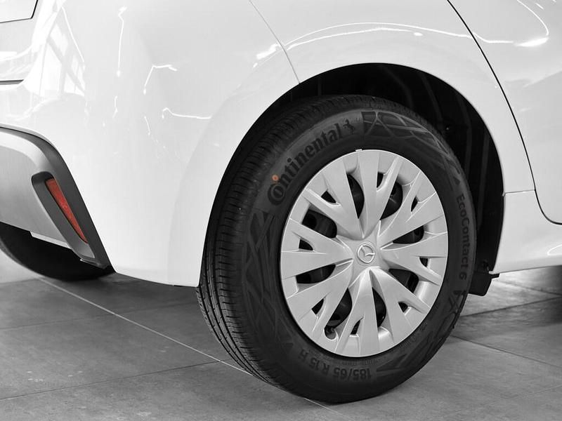 Nuova Mazda 2 116 CV (85 kW) 2026 Lunar white Utilitaria