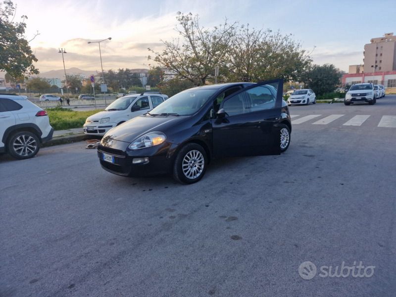 Usata Fiat Punto Evo 75 CV (55 kW) 2014 Nero Utilitaria