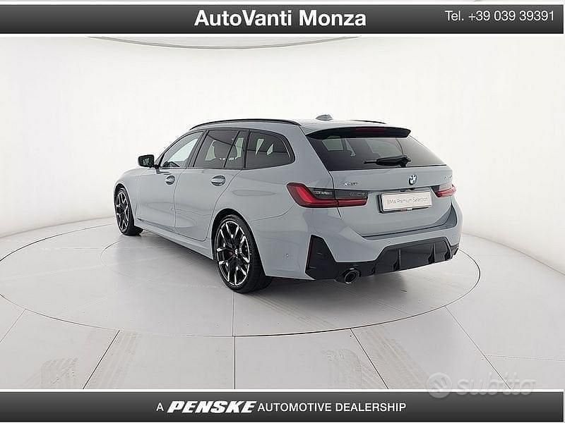 Usata BMW 320e M Sport 190 CV (139 kW) 2025 Grigio Station wagon