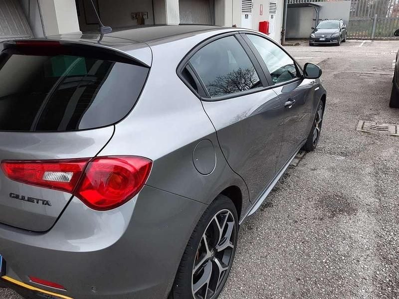 Usata Alfa Romeo Giulietta Sprint 120 CV (88 kW) 2020 Berlina