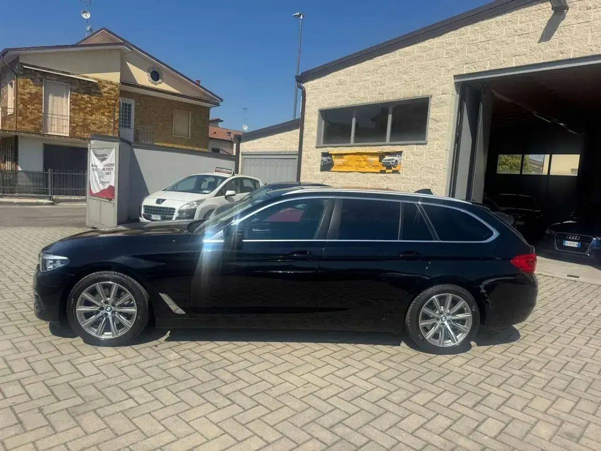 Usata BMW 520 Luxury Line 190 CV (139 kW) 2019 Other Station wagon