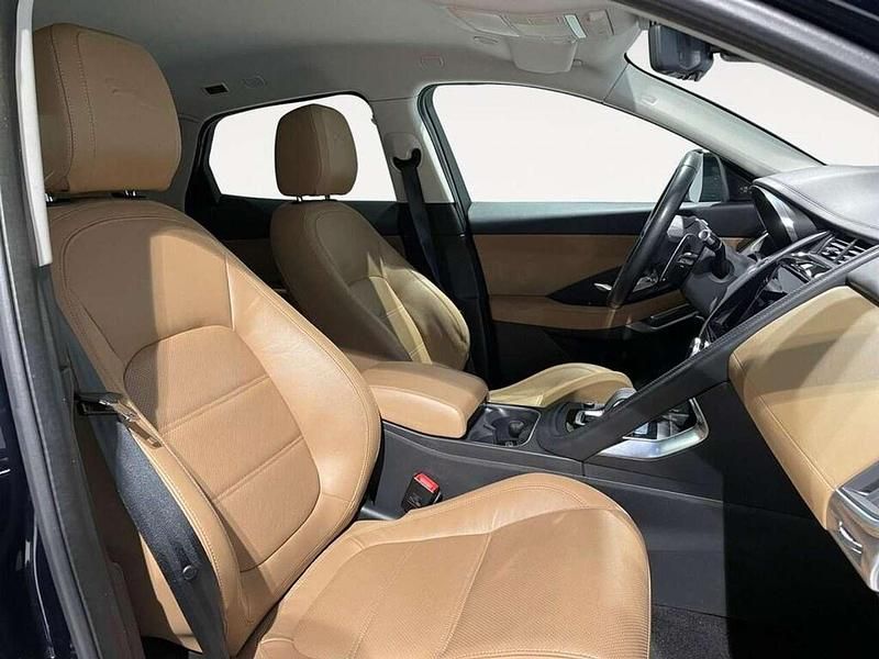 Usata Jaguar E-Pace S 163 CV (119 kW) 2021 Portofino blue SUV