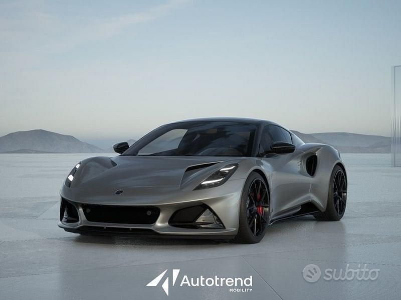 Grigio Nuova 2025 Lotus Emira Coupé | 119.320 € (Buon prezzo) - Immagine 1/4