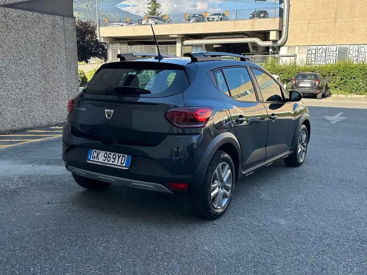 Usata Dacia Sandero Comfort 91 CV (66 kW) 2023 Generico