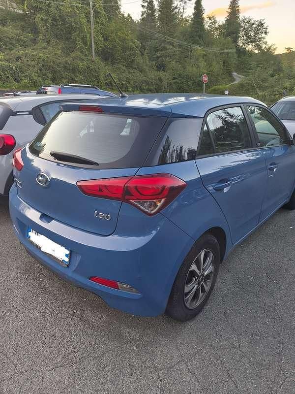 Usata Hyundai i20 GO! 75 CV (55 kW) 2018 Blu/azzurro Utilitaria