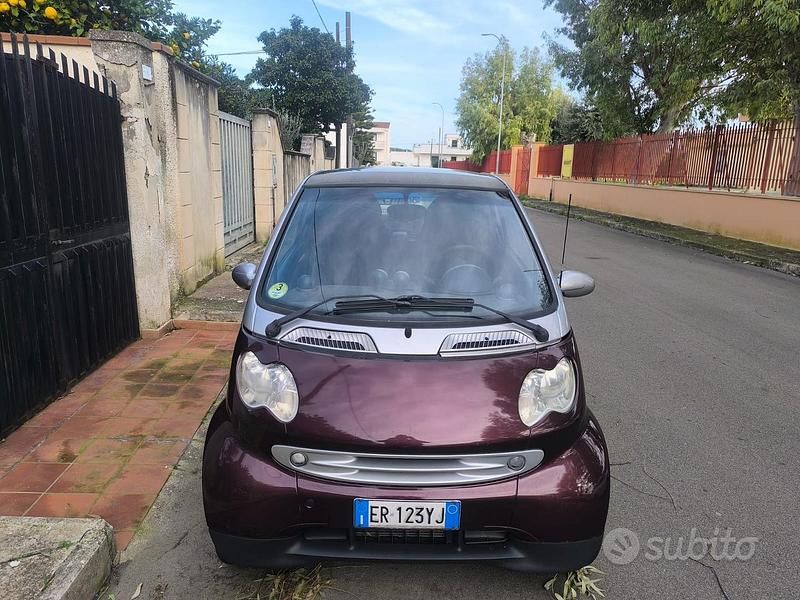 Rosso Usata 2005 Smart ForTwo Coupé Passion Coupé | 1000 € (Super prezzo) - Immagine 1/4